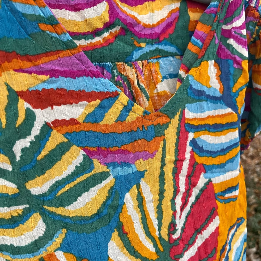Colorful Leaf Print Women's Top - Picture 4 of 4